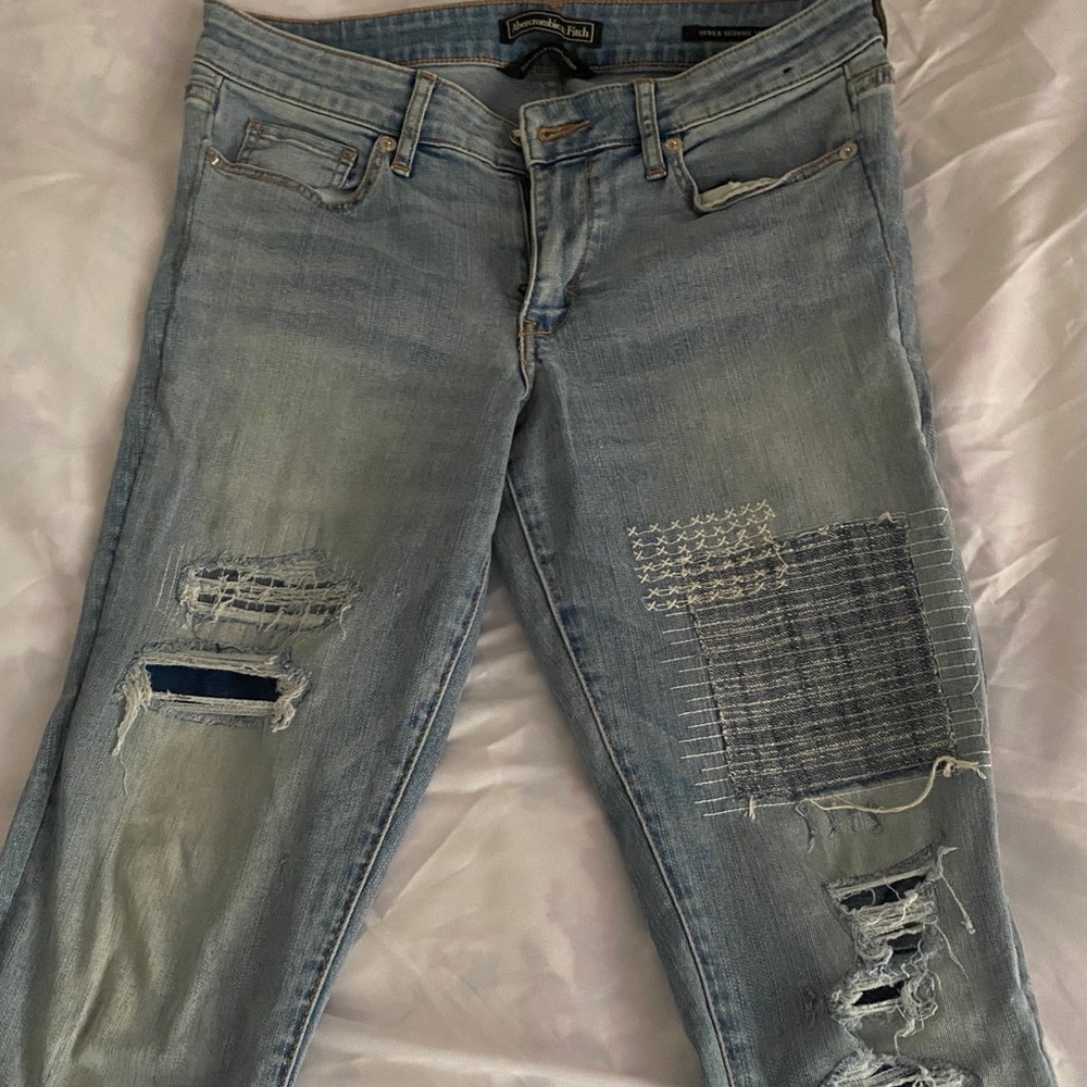 Abercrombie Stretch distressed Jeans
